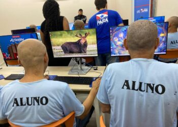 Internos da Unidade de Semiaberto de Altamira recebem capacitação em informática básica