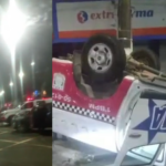 Viatura da Polícia Militar capota após colisão com carro no bairro do Marco, em Belém