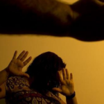 Mulher liga para o 190 e ‘pede pizza’ para denunciar homem por violência doméstica