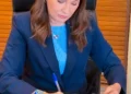 Governadora Hana Ghassan assina a nova legislação
