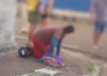 Jovem é baleado enquanto pilotava motocicleta em rua de Altamira
