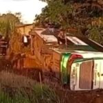 Acidente na BR-316: ônibus da Boa Esperança tomba em Santa Izabel do Pará neste domingo (14)