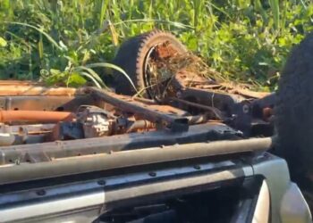 Acidente na BR-230, na região de Altamira, deixa dois feridos após capotamento