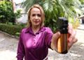 Delegada Amanda Souza alerta que o spray de pimenta deve ser utilizado apenas em situações de legítima defesa e reforça a importância da capacitação para o uso correto do equipamento. (Foto: Thiago Gomes | O Liberal)