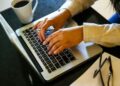 Programa oferta R$ 15 mil em apoio e cursos de inglês para empreendedoras e seus filhos no Pará — Foto: Marcelo Camargo/Agência Brasil