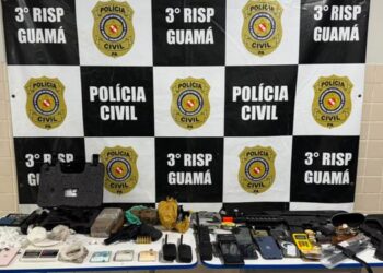 A imagem em destaque mostra materiais apreendidos durante a operação. (Foto: Divulgação | PC