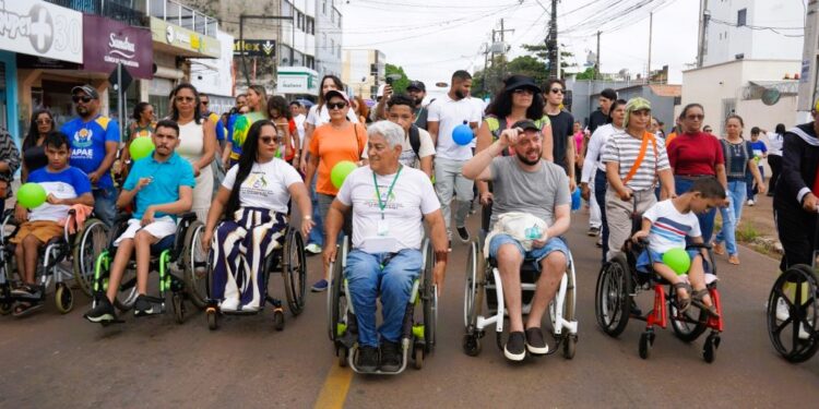 Caminhada inclusiva mobiliza Altamira e reforça conscientização sobre direitos das pessoas com deficiência