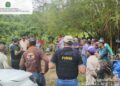Servidores da Funai tentam conciliar retirada de invasores do interior da Terra Indígena Ituna-Itatá, no Pará — Foto: Reprodução.